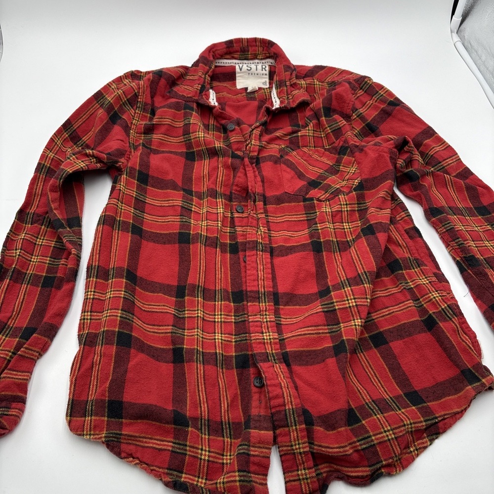 VSTR Premium Flannel Shirt Womens Red Plaid Size Medium Button Up 100% Cotton‎